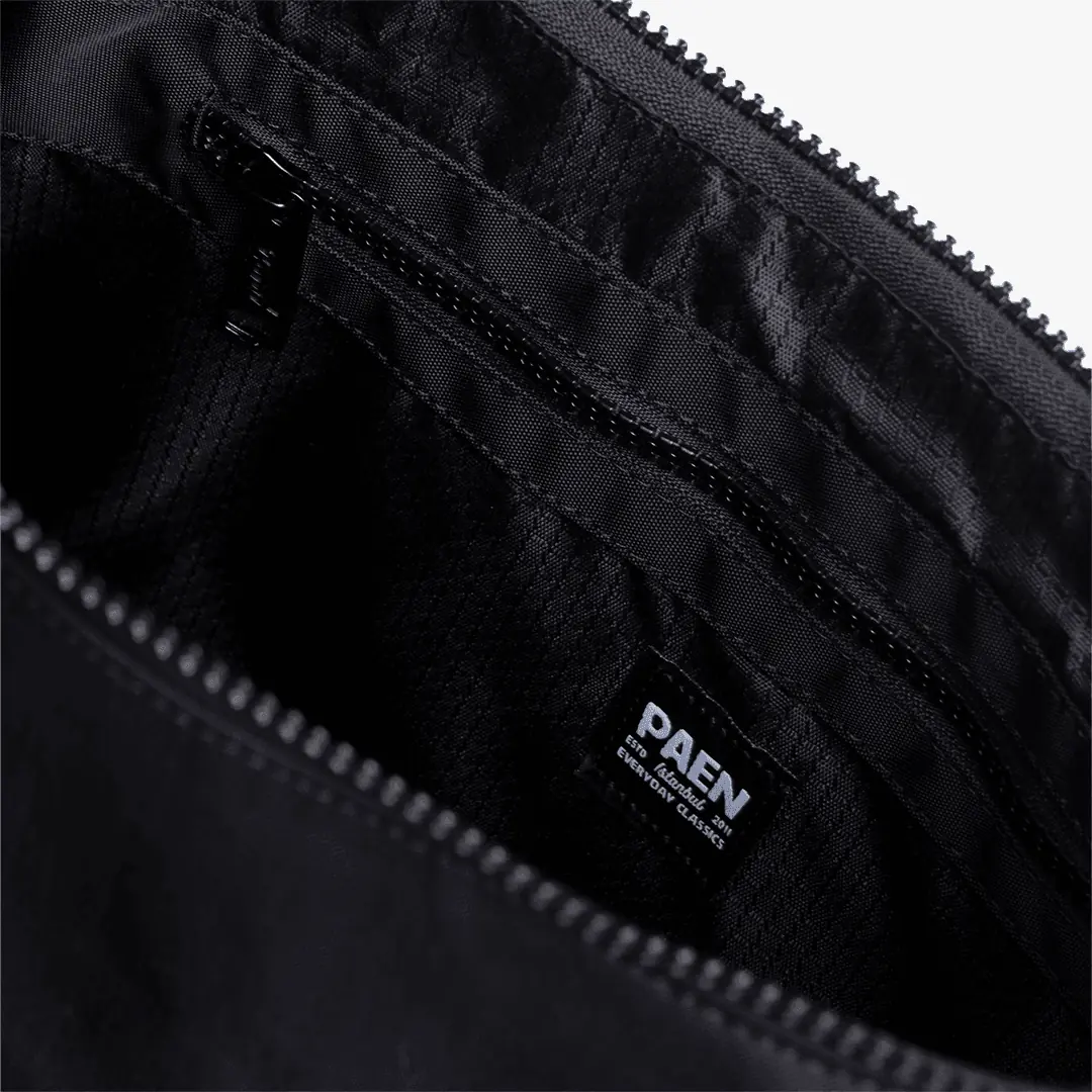 Medium Shoulder Bag — 6