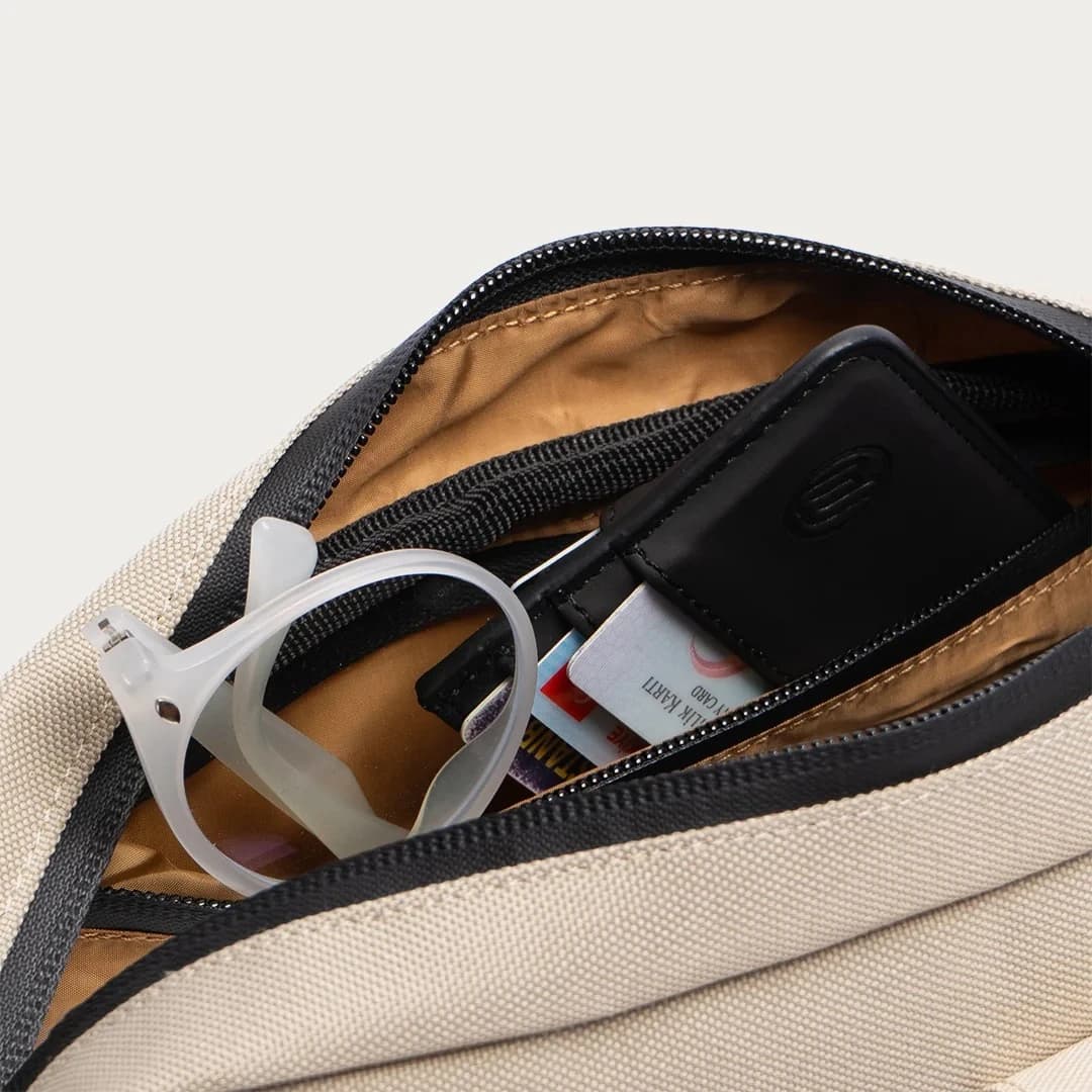 Traveler Waist Bag — 7